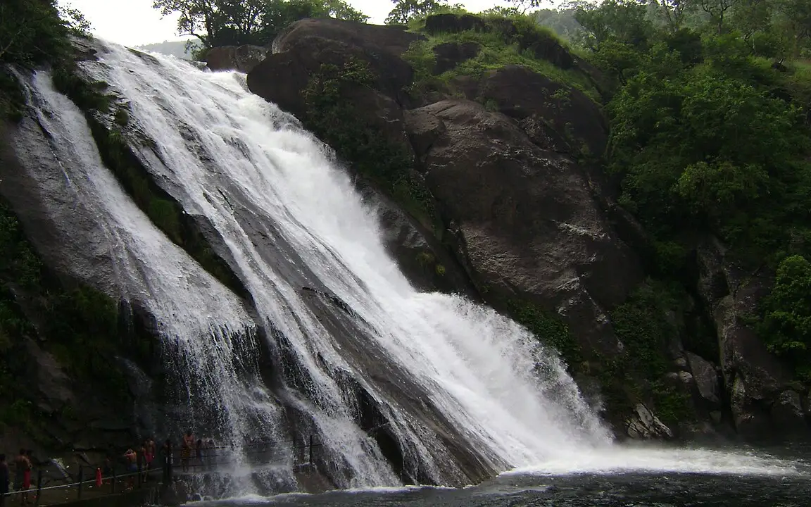 Agasthiyar Falls (Papanasam Falls) — Waterfall