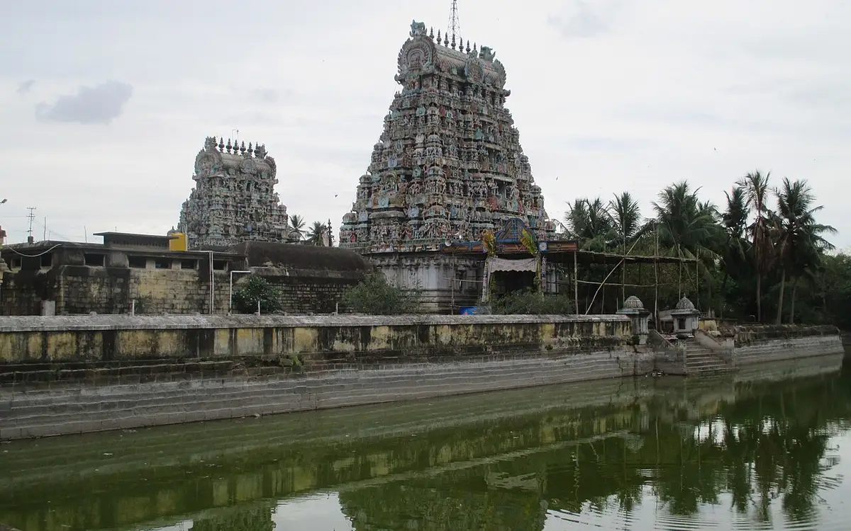 Agnipureeswarar Temple, Thiruppugalur — Temple