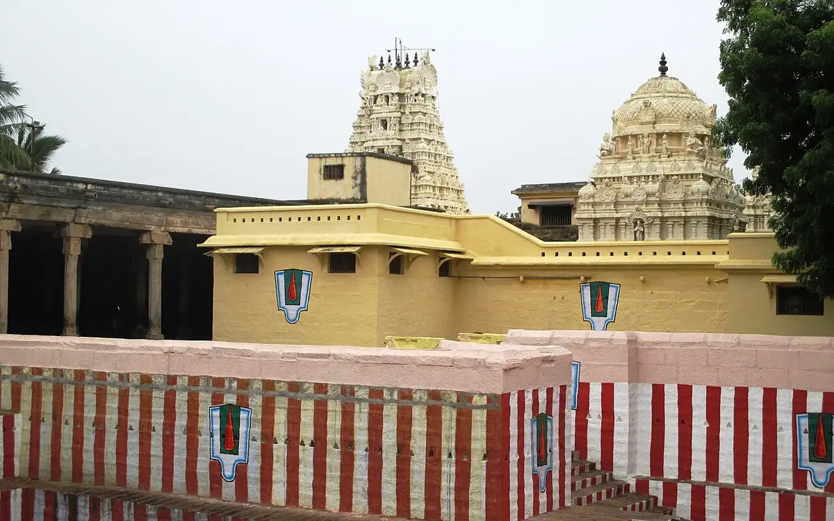 Azhagiya Manavala Perumal Temple / Kamalavalli Nachiyar (Uraiyur) — Temple