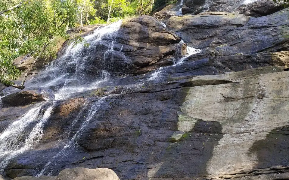 Kiliyur Falls — Waterfall