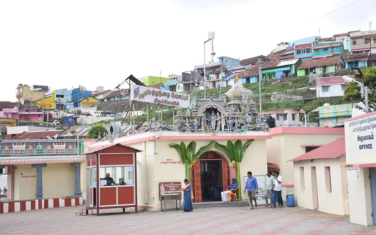 Kuzhandai Velappar Temple, Poombarai — Temple