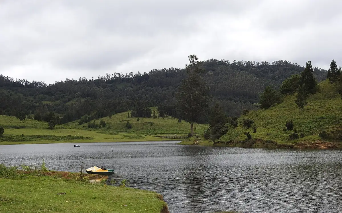 Mannavanur Lake — Dam