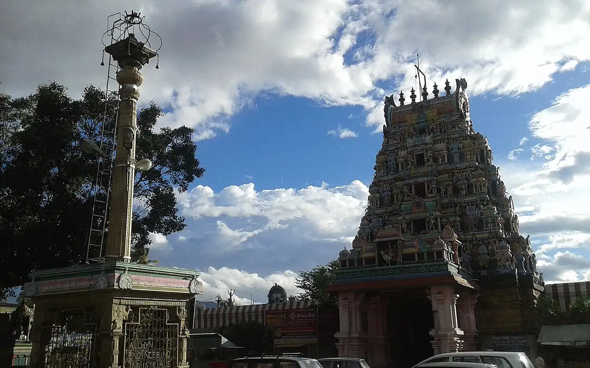 Perur Pateeswarar Temple — Temple