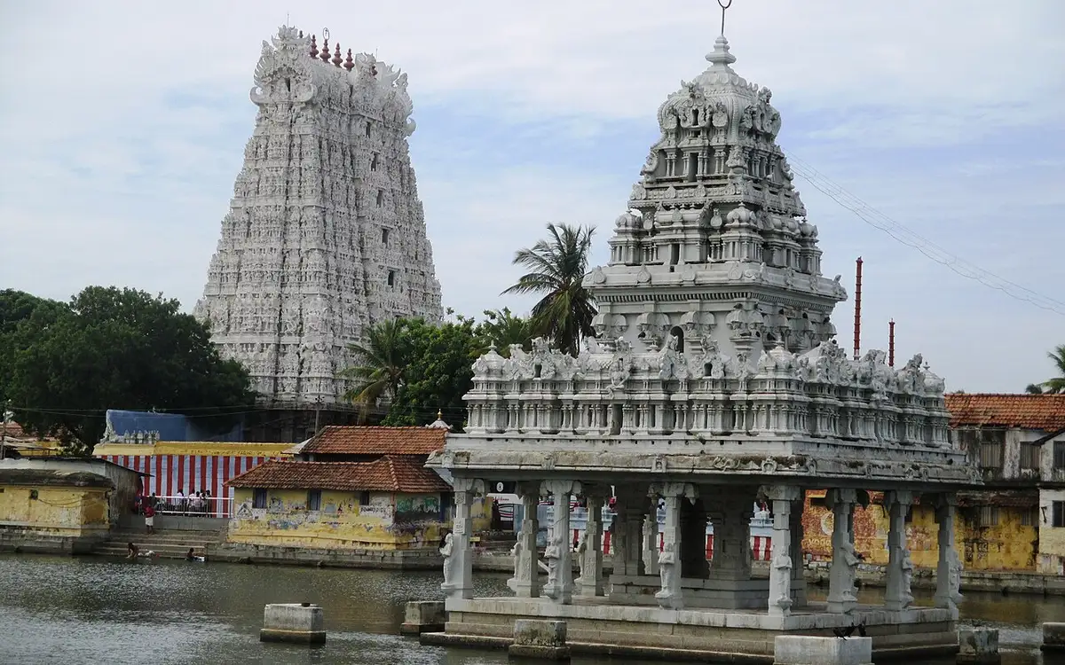 Suchindram Thanumalayan Temple — Temple