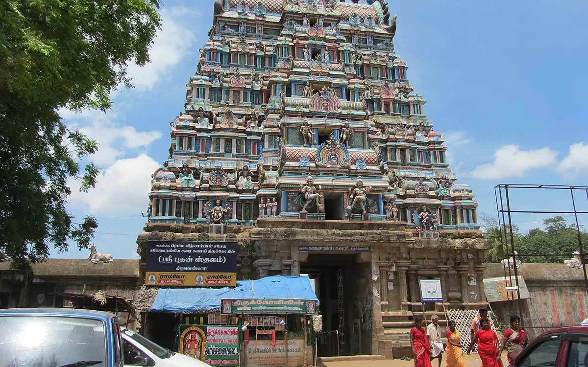 Swetharanyeswarar Temple, Thiruvenkadu — Temple