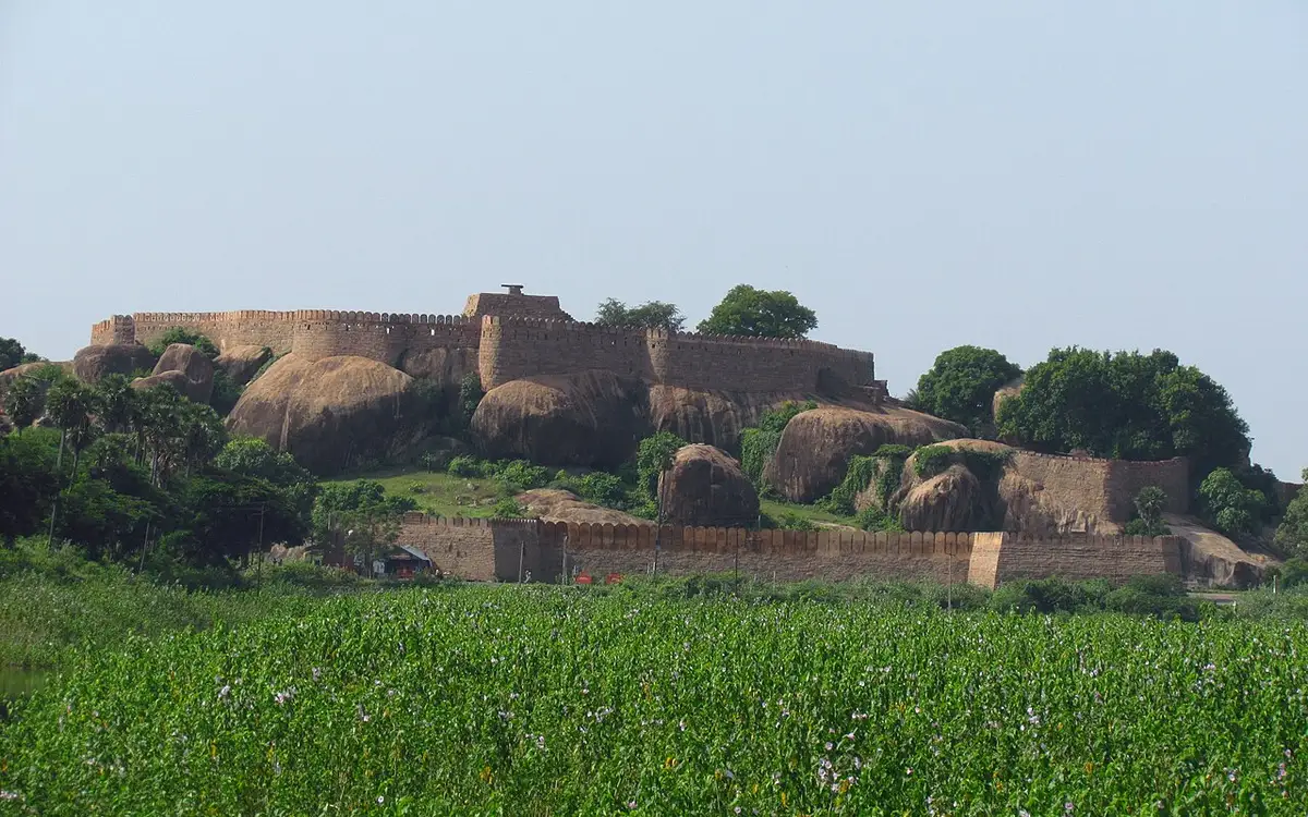 Thirumayam Fort — Heritage