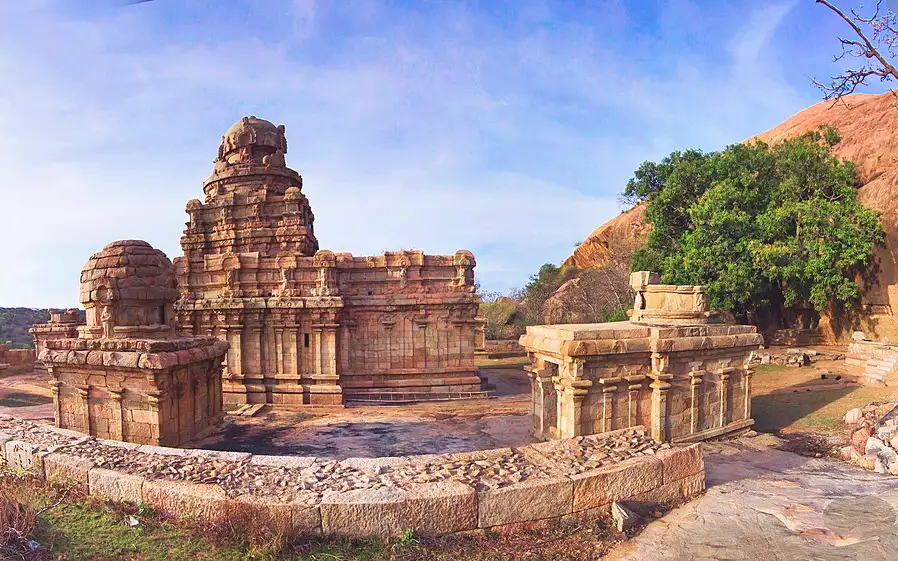 Vijayalaya Choleeswaram, Narthamalai — Temple