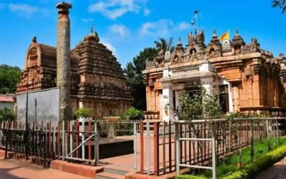 Kumaraswamy Temple, Sandur — Temple