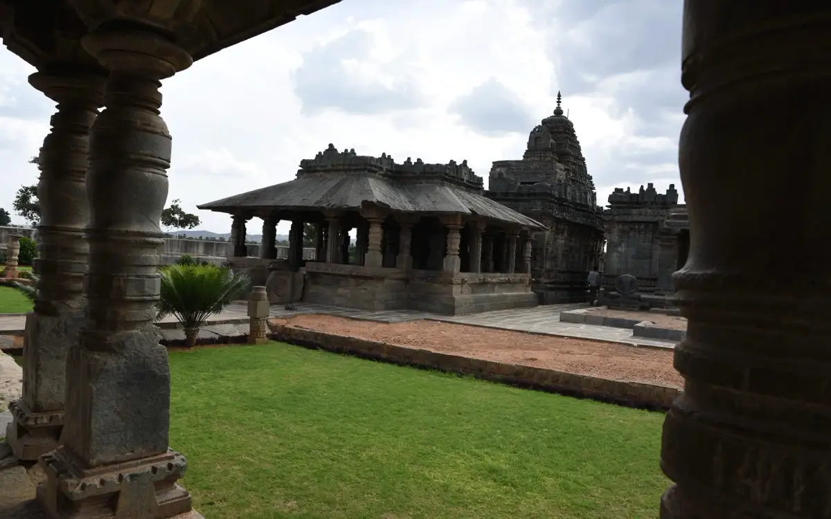 Lakkundi Archaeological Museum — Attraction