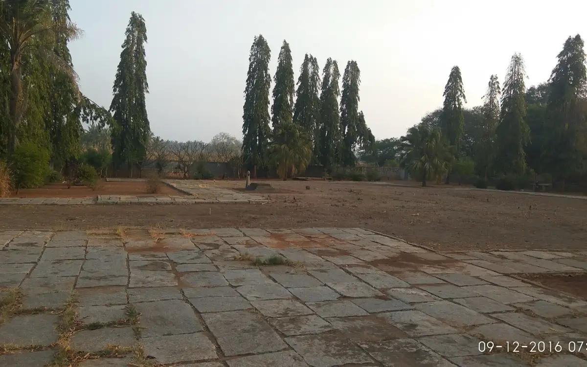 Shahaji Bhonsale Tomb, Hodigere — Heritage