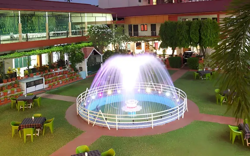 Alakapuri Hotels — Hotel in Kozhikode city