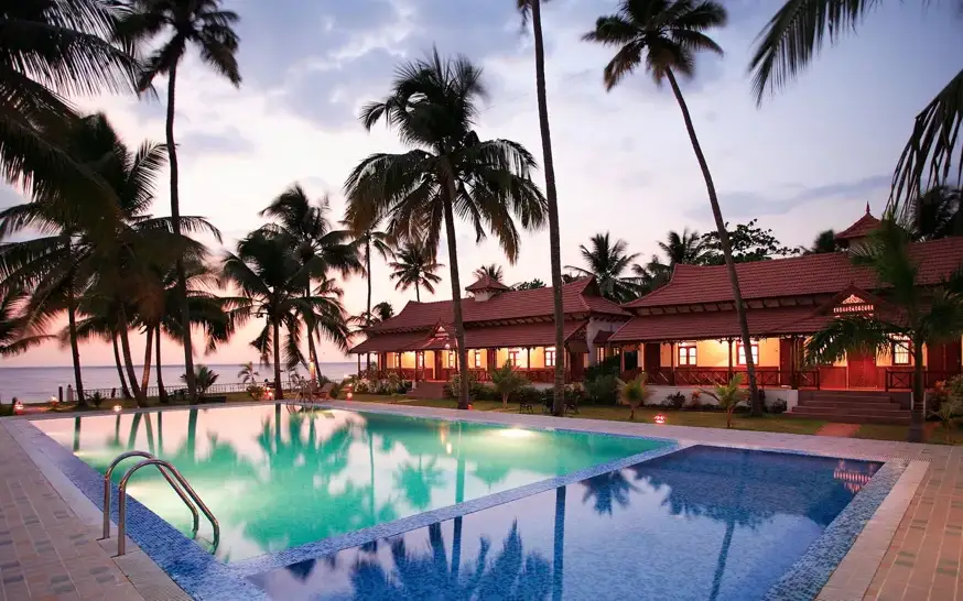 Cocobay Resort — Hotel