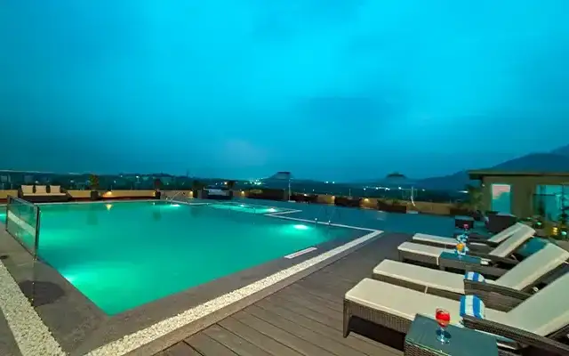 Distrikt-9 Hotels and Resorts — Hotel in Palakkad town
