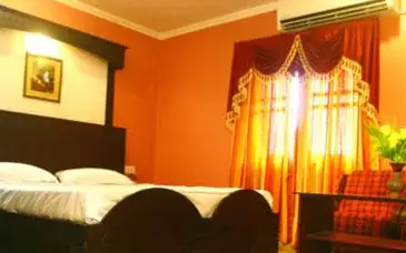 Hotel Priya — Hotel in Chengannur