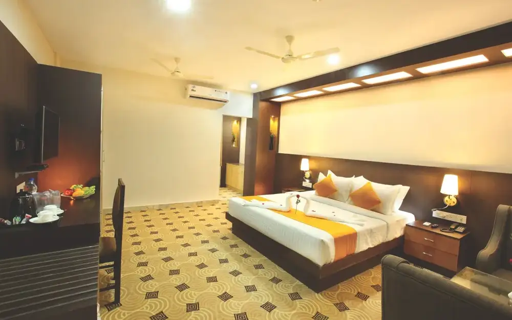 Hotel Virad — Hotel in Kottakkal
