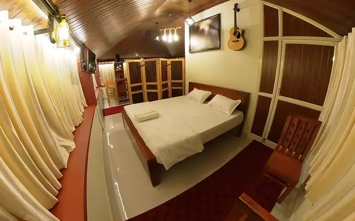 Makam Holiday Home — Hotel in Aralam