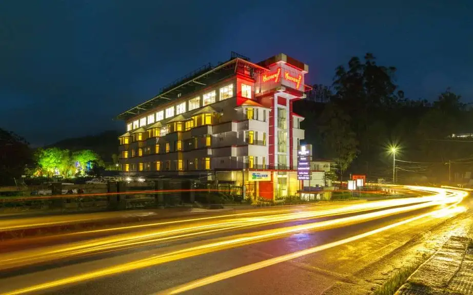 Hotel Hillview Munnar — Hotel near Blossom Hydel Park in Munnar