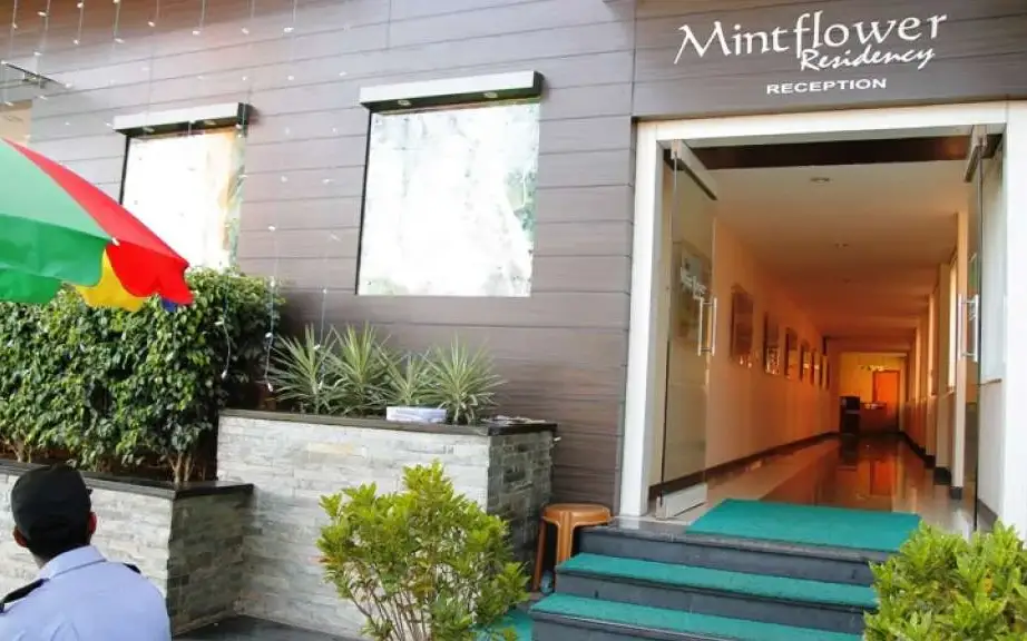 Mintflower Residency Sulthan Bathery — Town hotel in Sulthan Bathery