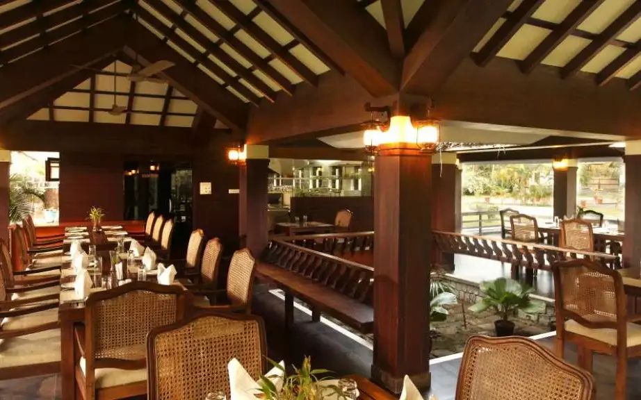 Malabar Ocean Front Resort and Spa Nileshwar — Resort and spa in Valiyaparamba