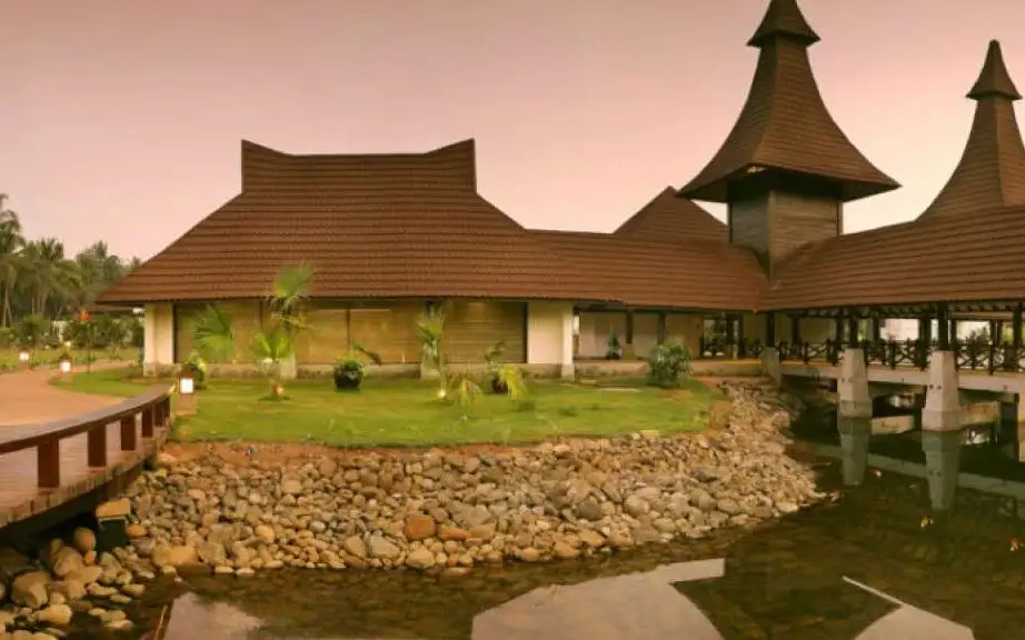 The LaLiT Resort and Spa Bekal — Resort and Ayurveda in Bekal