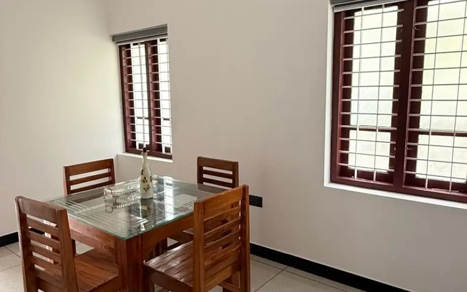 LAKE SIDE MEADOWS — Homestay in Kollam town