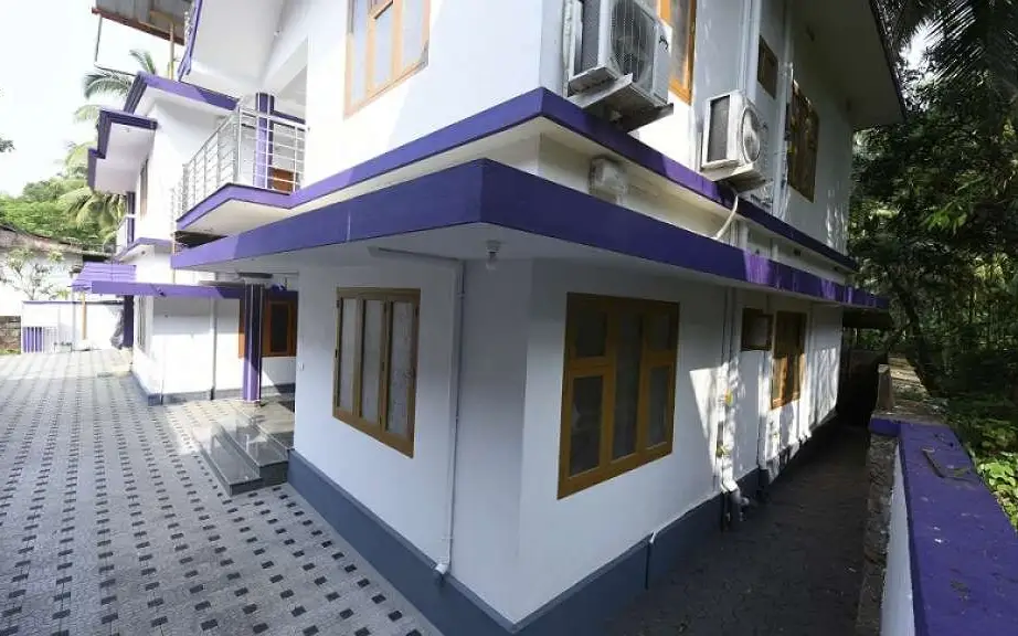 Image submitted for Seaside Homestay on its Kerala Tourism provider page; confirm current appearance and the exact room directly.