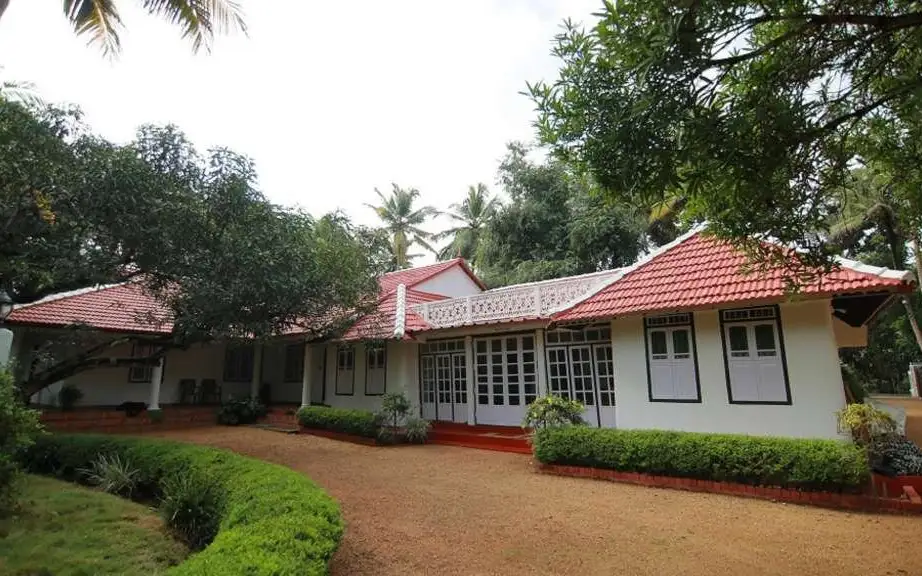 Image submitted for Backwater Heritage on its Kerala Tourism provider page; confirm current appearance and the exact room directly.
