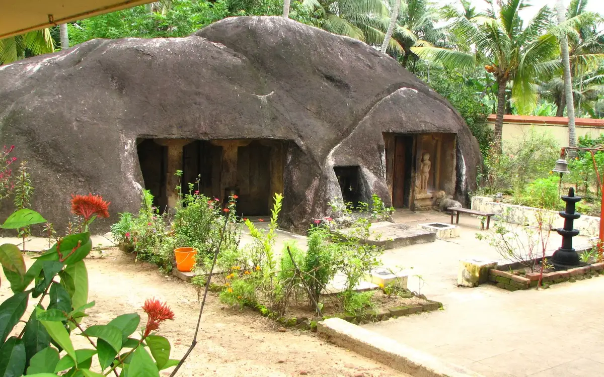 Kottukal Cave Temple — Cave in Kollam town
