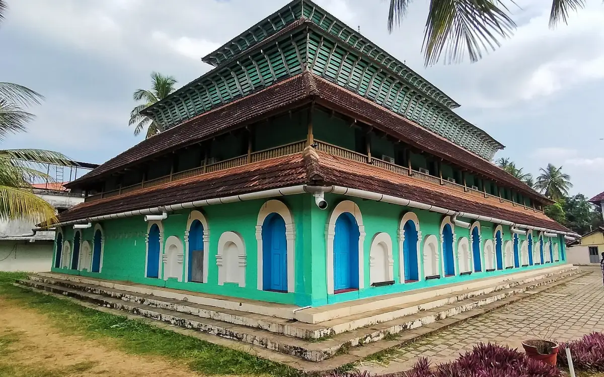 Mishkal Mosque — Mosque in Kozhikode city
