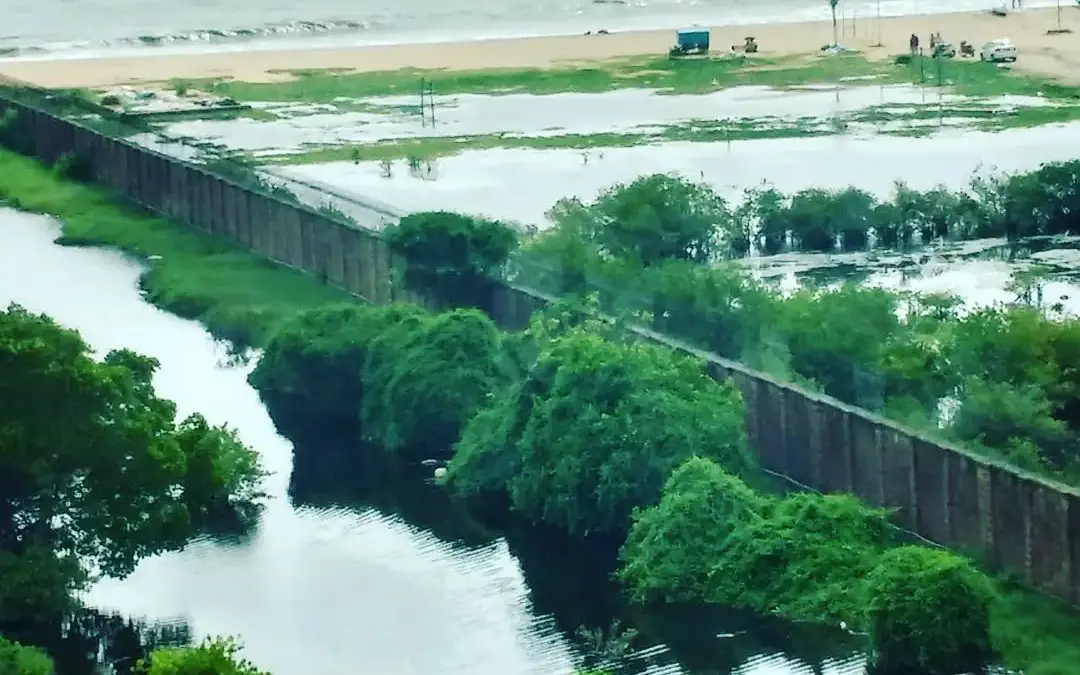 Puthuvype Beach — Beach in Cherai and Vypin