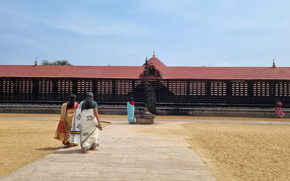 Vaikom Sree Mahadeva Temple — Temple in Kottayam town