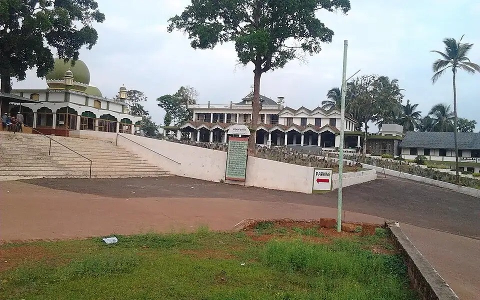 Nellikunnu Mosque — Mosque in Kasaragod town
