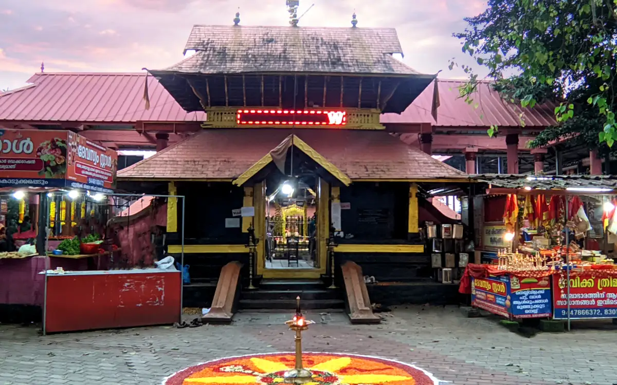 Malayalapuzha Devi Temple — Temple in Pathanamthitta town