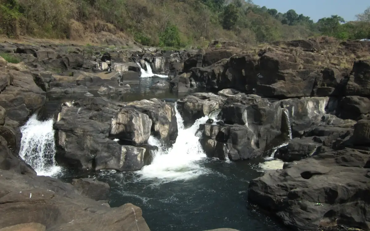 Perunthenaruvi Waterfalls — Waterfall in Pathanamthitta town