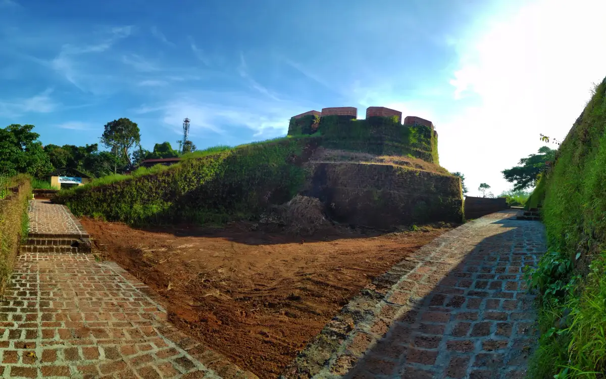 Hosdurg Fort — Heritage in Kanhangad