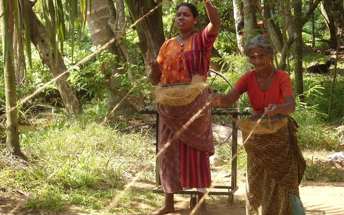 Coir villages — Activity in Munroe Island