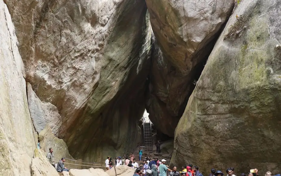 Edakkal Caves — Cave in Sulthan Bathery