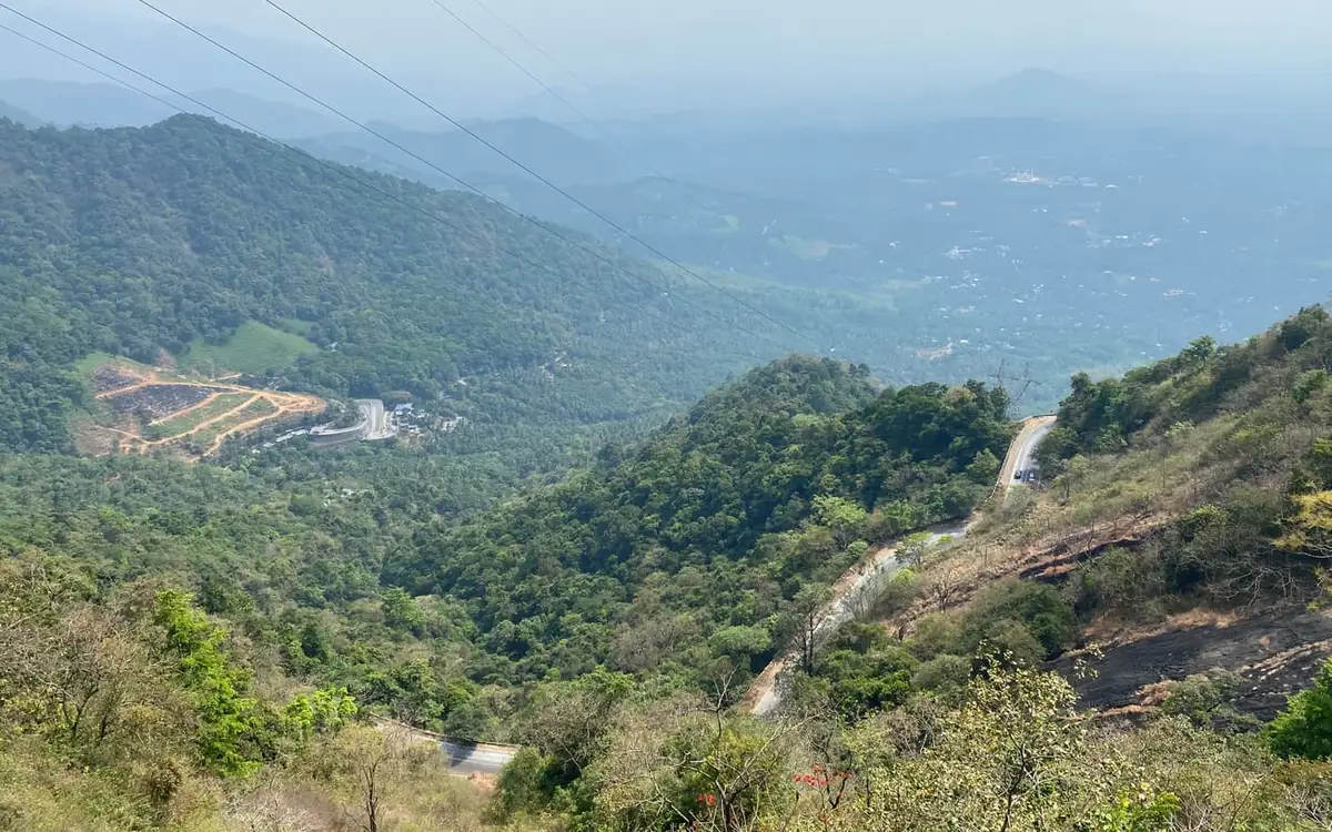 Lakkidi View Point — Viewpoint in Vythiri and Lakkidi