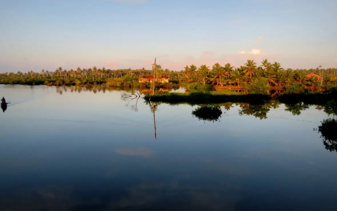 Munroe Island Kerala Tourism — Backwater island in Munroe Island