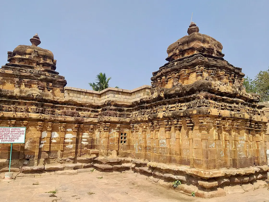 Navalinga Temples, Kukanoor, Kukanoor