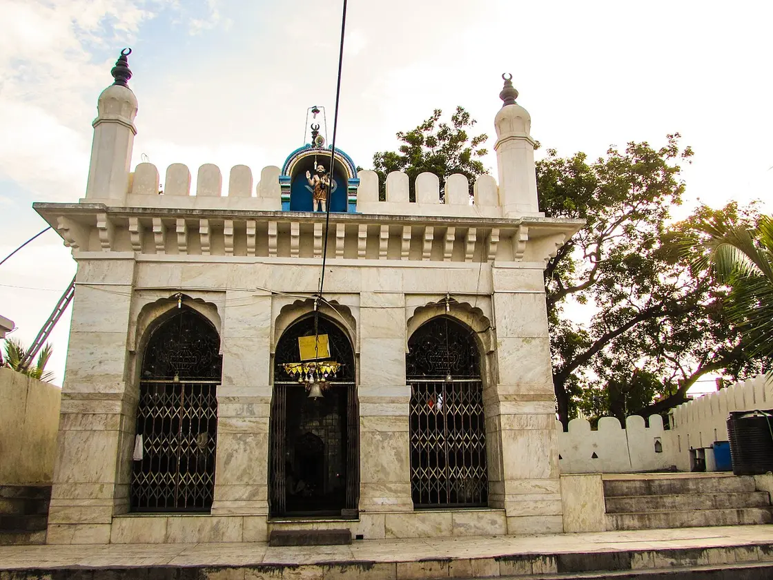 Kodekal Basavanna Shrine, Shorapur