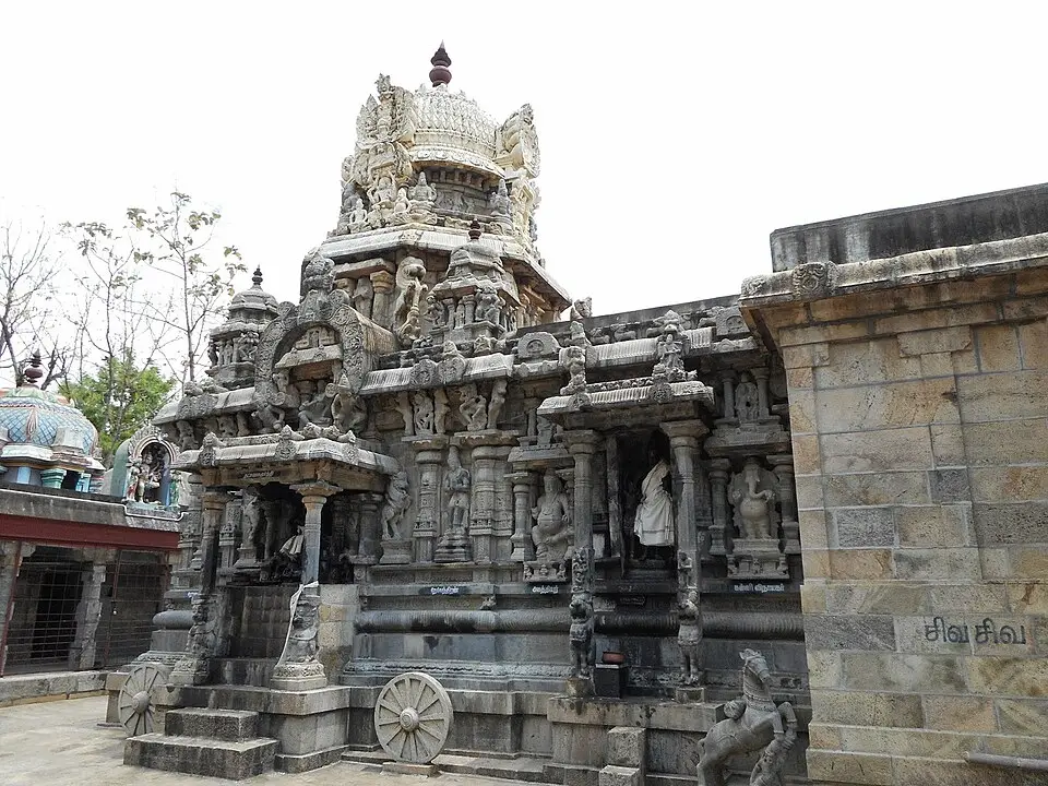 Mela Kadambur Amirthakadeswarar Temple, Melakadambur