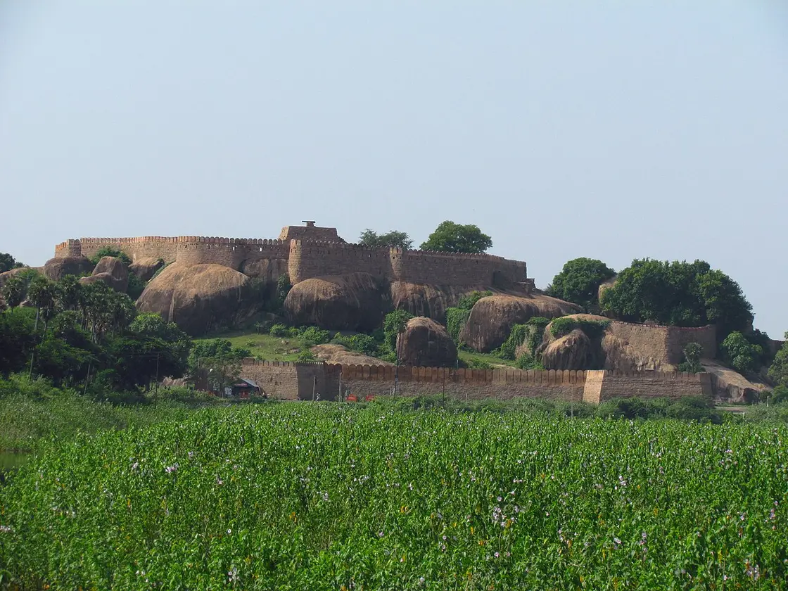 Thirumayam Fort, Thirumayam