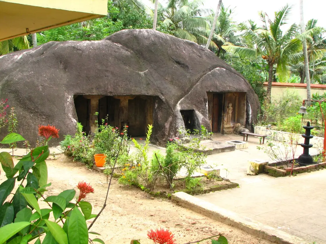 Kottukal Cave Temple, Kollam town