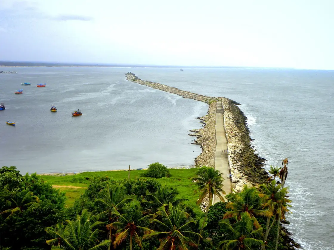 Port of Kollam, Kollam town