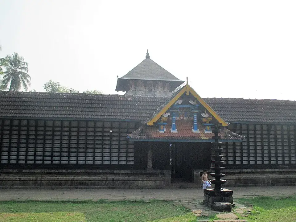 Thirunavaya Nava Mukunda Temple, Tirur