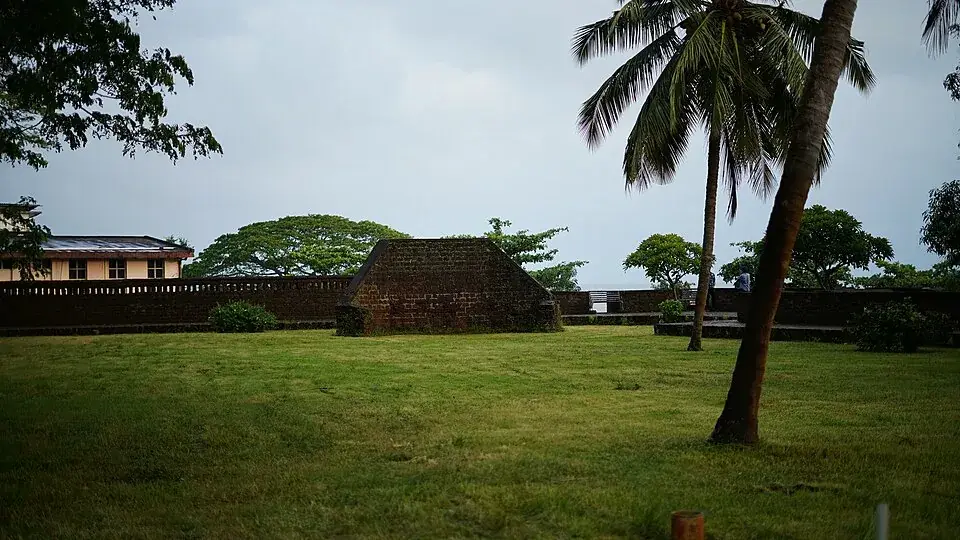 Thalassery Fort, Muzhappilangad and Thalassery