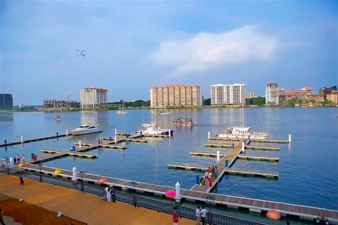 Backwater cruise from the boat jetty — things to do in Ernakulam