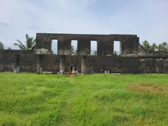 Anchuthengu Fort (1)