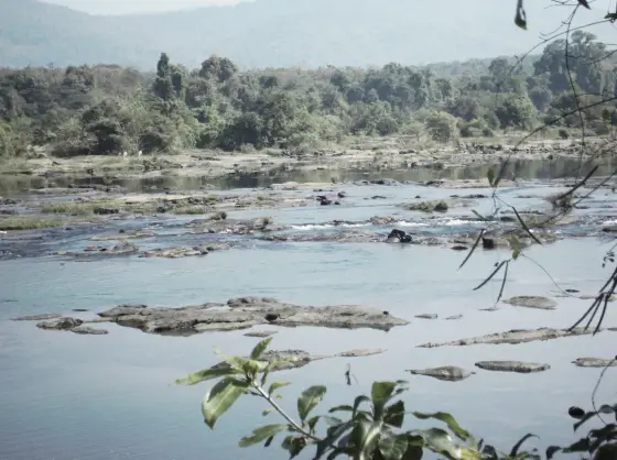 Boulders and rapids in the Periyar at Paniyeli Poru, Ernakulam